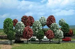 16 arbres fleuris, 4-7 cm