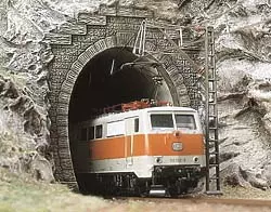 Set di 2 entrate di tunnel elettrificati a binario singolo - BUSCH 7026 - Scala HO 1/87