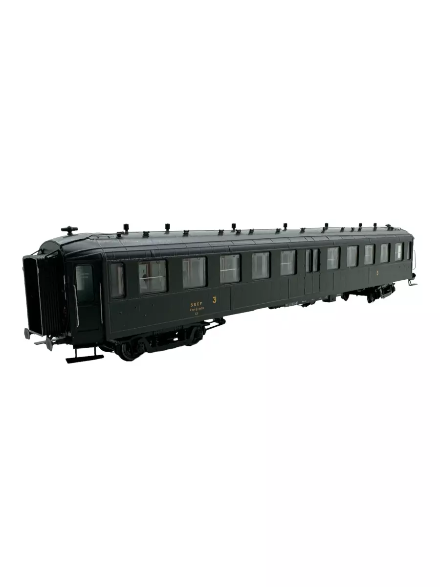 Voiture BACALAN C11 - REE MODELES VB369 - SNCF - HO 1/87 - Ep IIIA