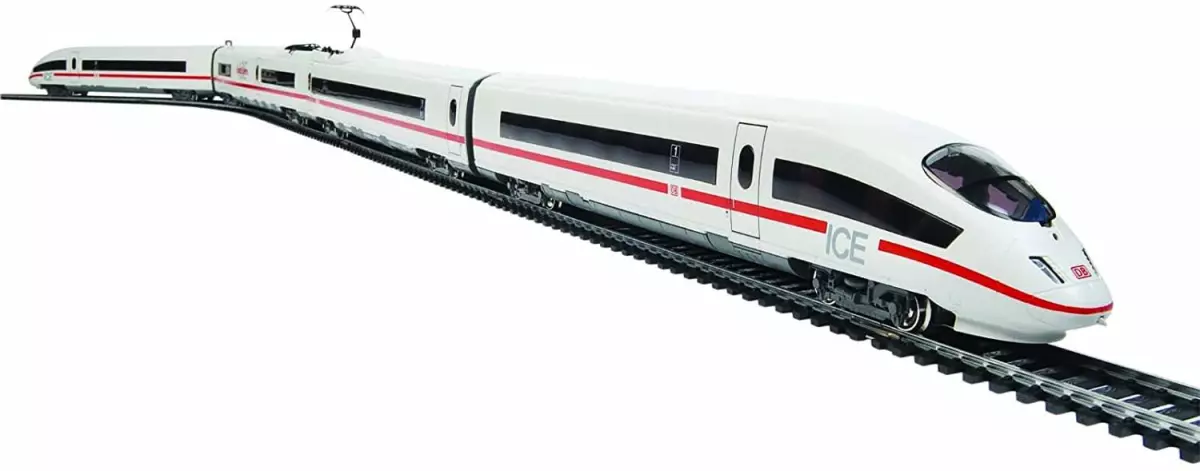 Starter set ferroviario con tappeto scenico - Mehano T737 - 1/87