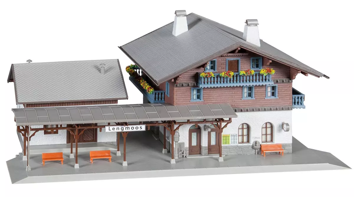 Stazione ferroviaria di Lengmoos Faller 191781 - HO: 1/87 - 303 x 184 x 131 mm