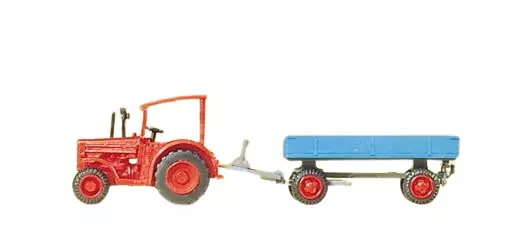 Trattore Hanomag con rimorchio