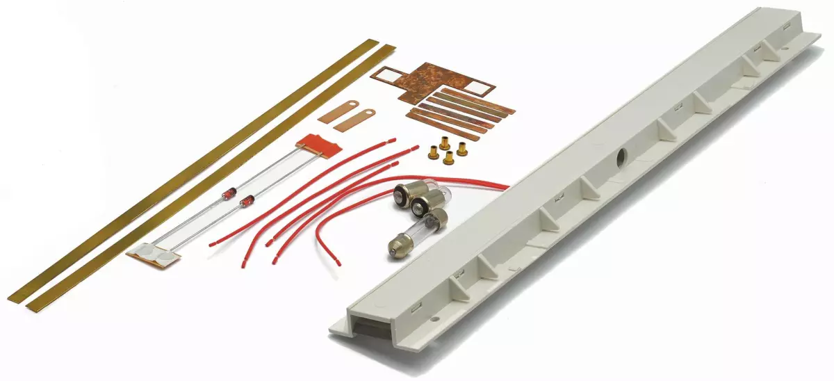 Kit di illuminazione interna supplementare e illuminazione anteriore con inversione bianco/rosso