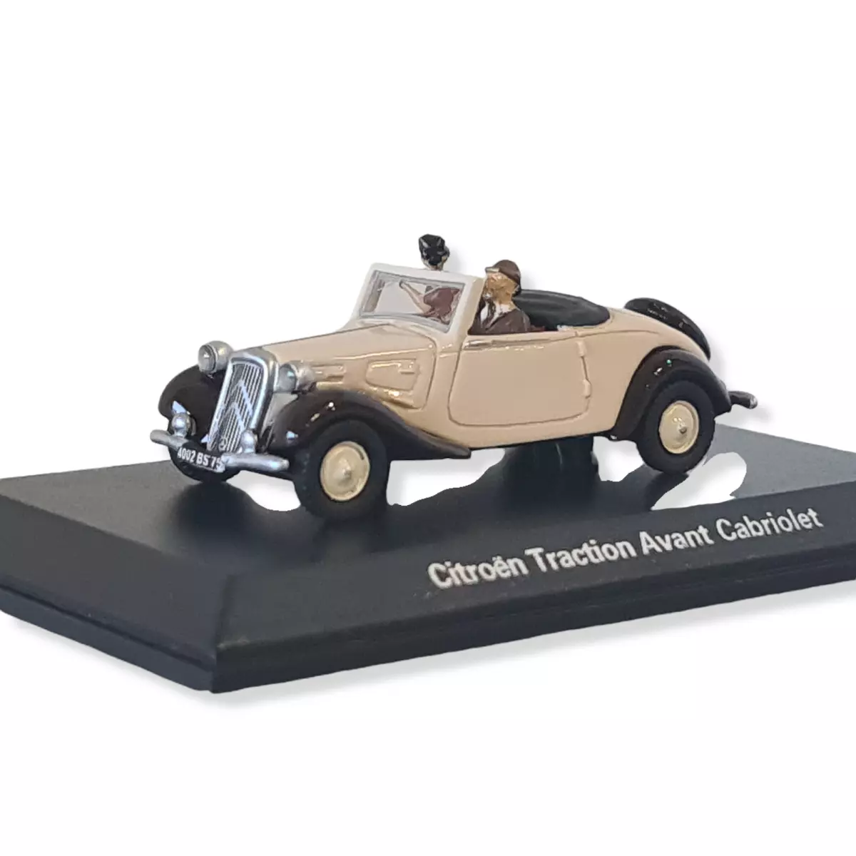 Citroën Traction, cabriolet beige con 2 figure SAI 1604 - HO 1/87