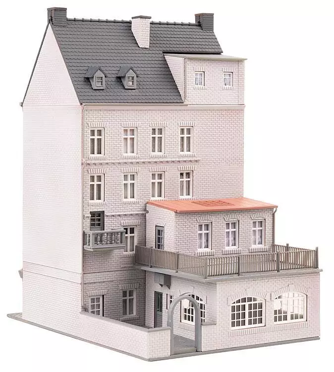 Casa urbana con officina di riparazione FALLER 130705 - HO 1/87