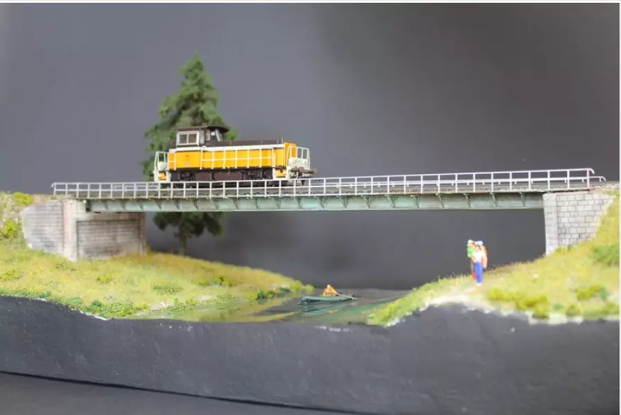 Pont métallique 1 voie avec culées - 350 mm BoisModelisme 108007 - HO 1/87