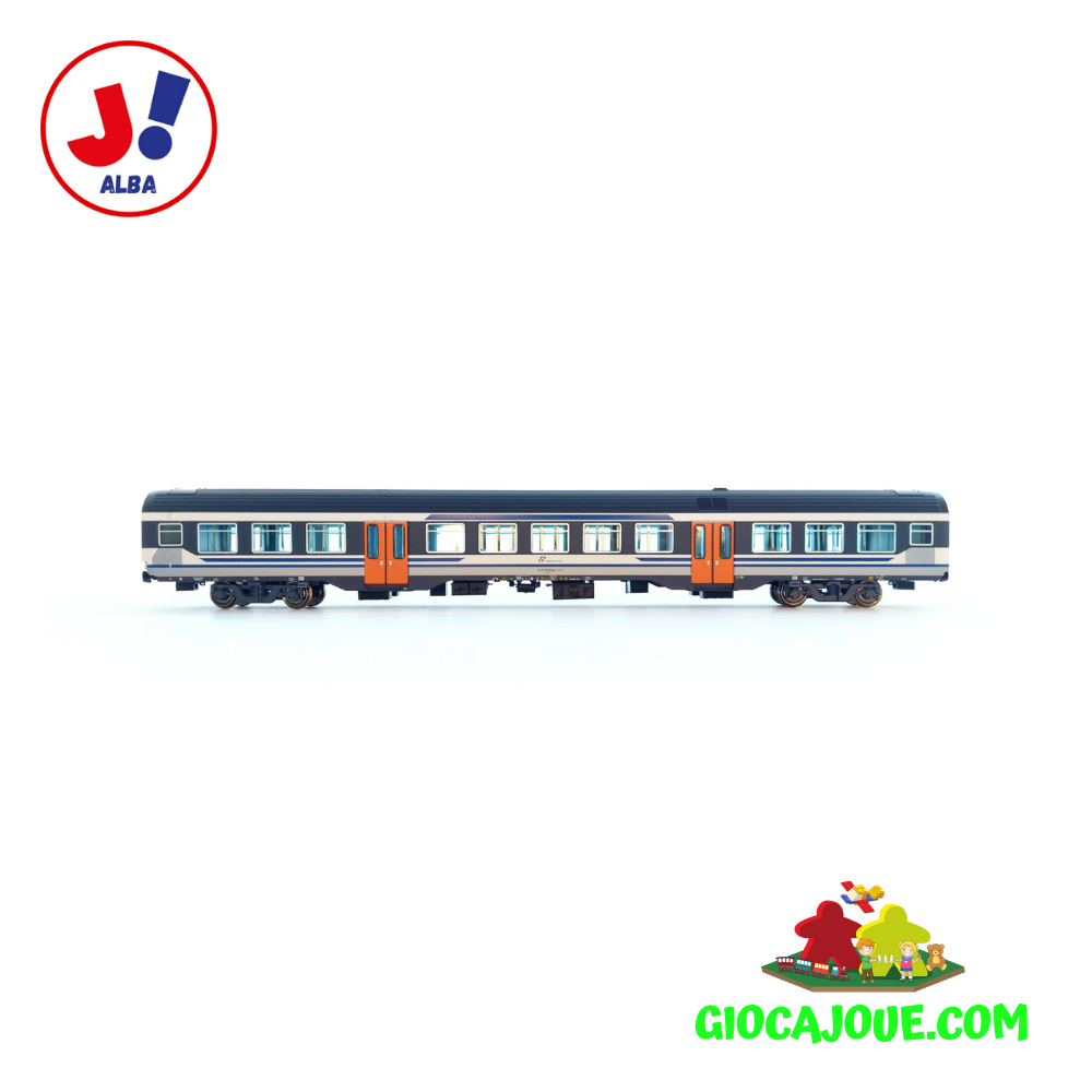 Vitrains 3267 - Carrozza MDVC livrea DTR trasporto bici logo FVG ep. VI