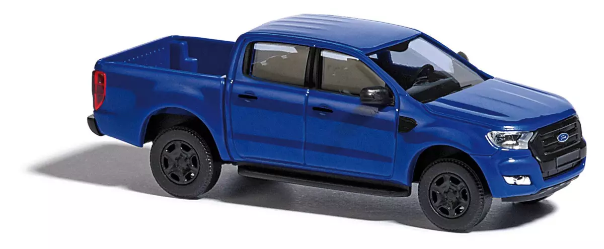 "Ford Ranger in livrea blu