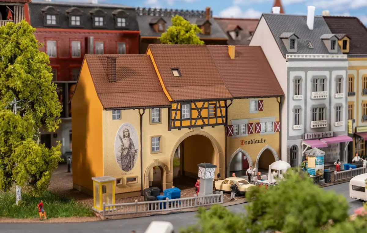 232167 Case della città vecchia Maximilianstraße - FALLER 232167 - N 1/160