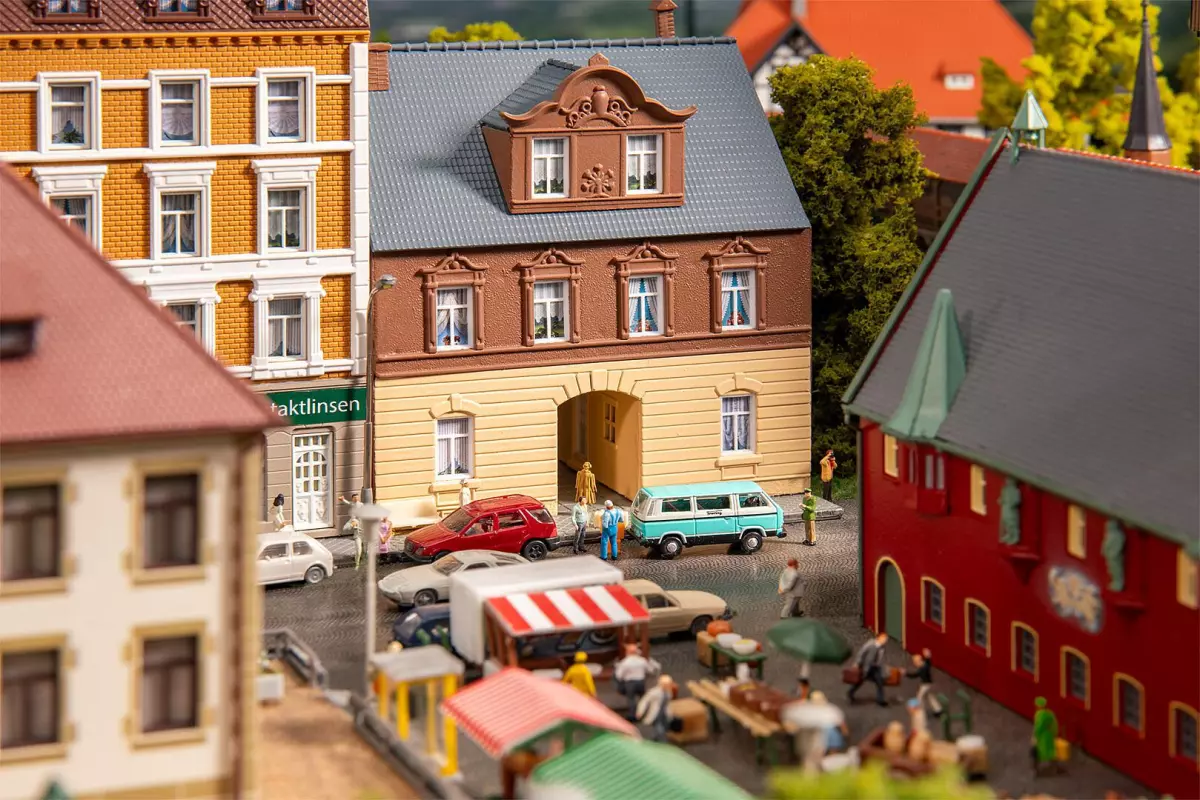 Casa di città con passaggio - Faller 232178 - N 1/160
