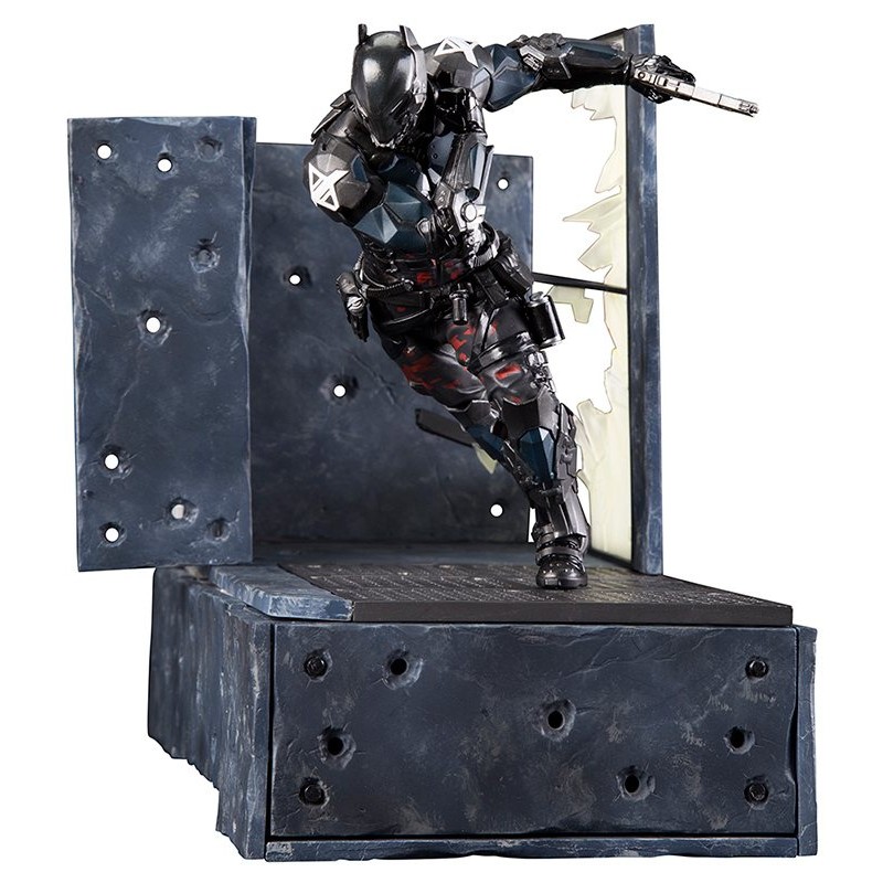 BATMAN: ARKHAM KNIGHT - ARKHAM KNIGHT ARTFX+ STATUE