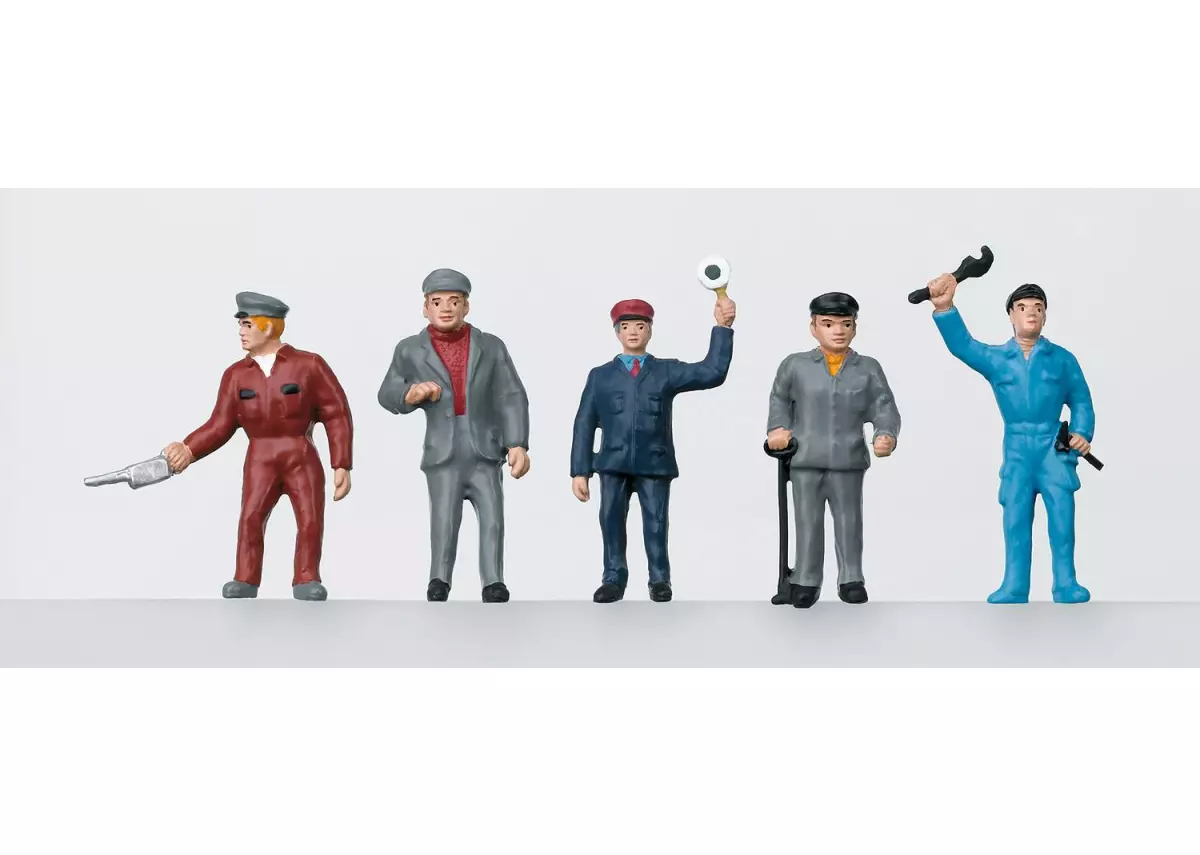 Set di 3 figure "Personale ferroviario" Marklin 56405 - I : 1/32 - EP III / IV