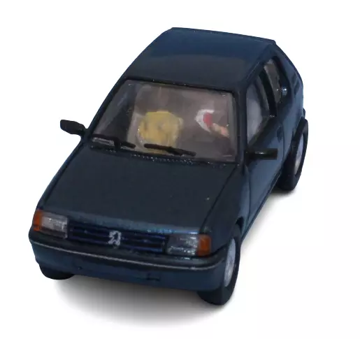Peugeot 205 XR, blu Ming, con autista e 1 passeggero - Sai 1634 - HO 1/87