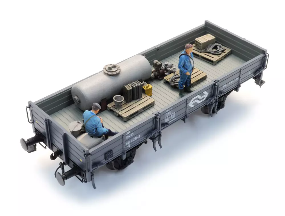 Cargo: spruzzatore di erbacce + 2 figure - Artitec 28.127 - HO 1/87