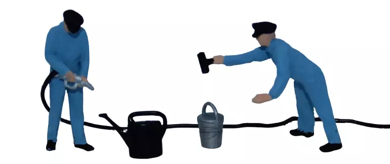 Set di 2 pompieri con i loro accessori SAI 1900 - HO : 1/87