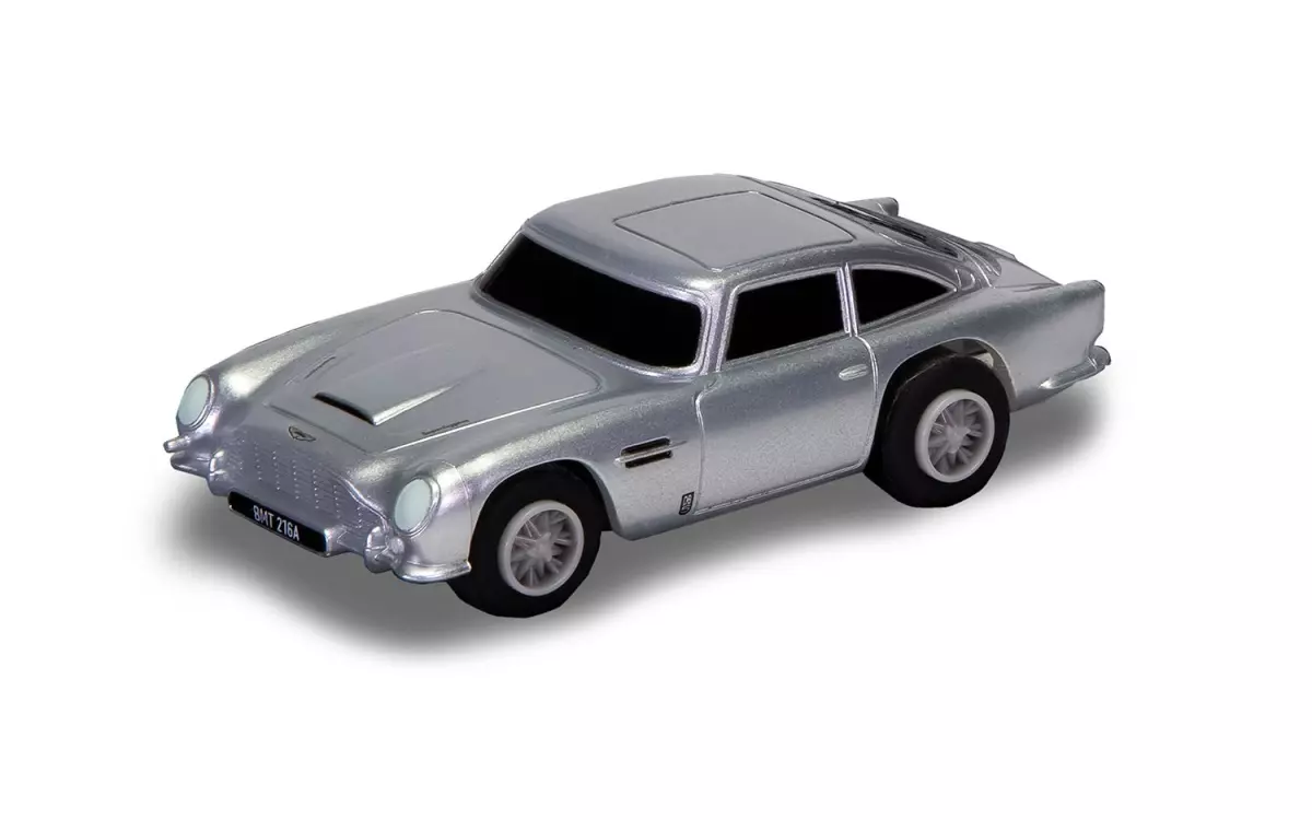 Aston Martin DB5 - MICRO SCALEXTRIC G2221 - S 1/64 - Analogico - Goldfinger - James Bond