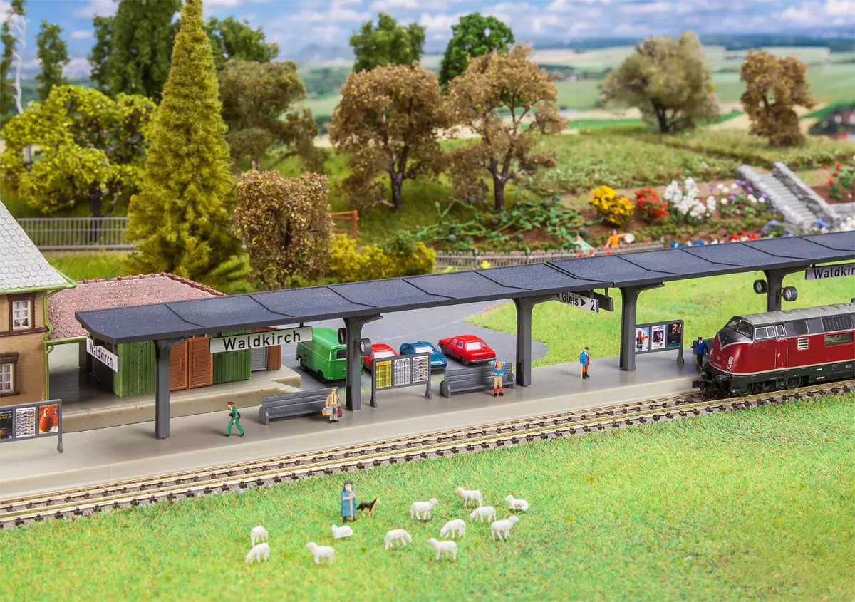 2 binari della stazione - FALLER 232535 - Scala N 1/160 - Periodo II - 251 x 43 x 45 mm