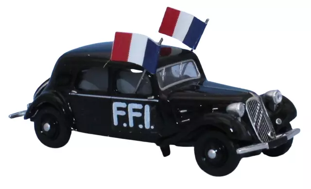 Citroën Traction 11A 1935, nera, FFI, con due bandiere francesi - Sai 6191 - HO 1/87