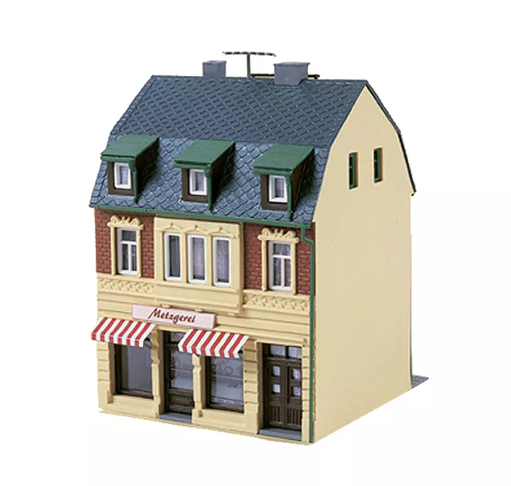 Macelleria e salumeria con abitazione HO 1/87 Auhagen 12248
