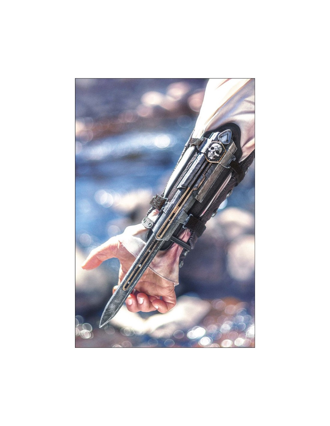 McFarlane ASSASSIN'S CREED BLACK FLAG HIDDEN BLADE REPLICA EDWARD KENWAY NEW